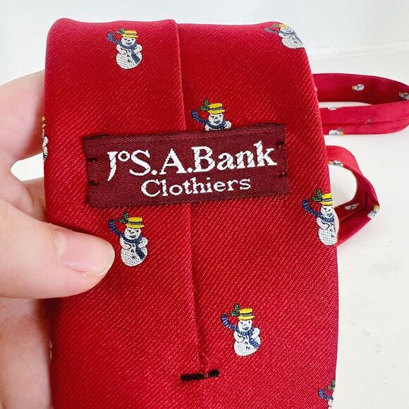 Jos. A. Bank Red Snowman Silk Tie Christmas Tie Holiday Tie - Picture 4 of 8
